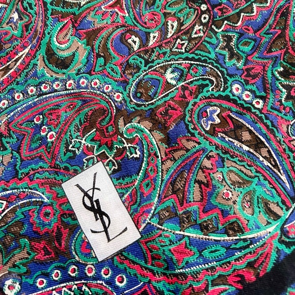 YSL authentic shawl or scarf - Picture 3 of 5